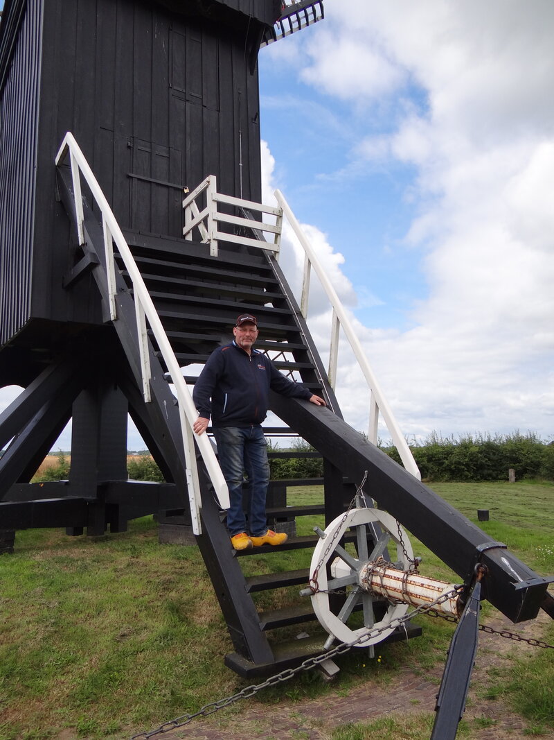 Koren- en pelmolen Standerdmolen Ter Haar